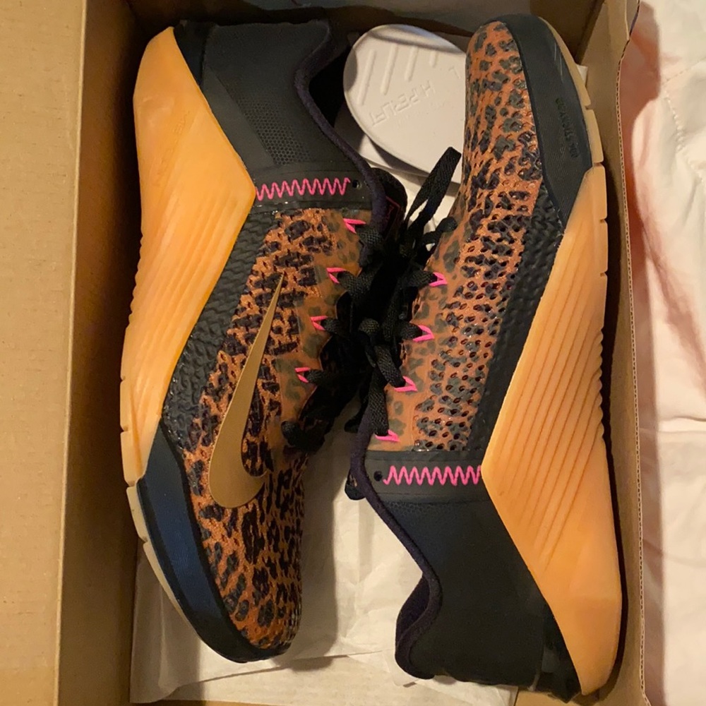 Women’s metcon 6